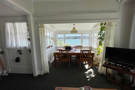 Photo of property in 18 Trevor Terrace, Paremata, Porirua, 5024