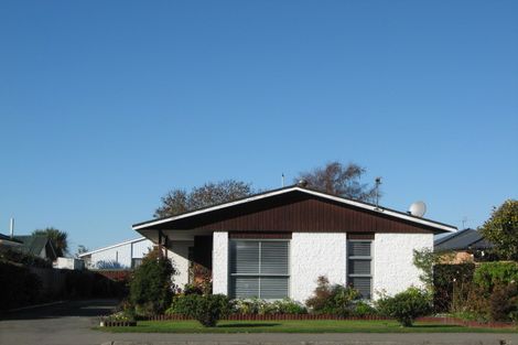 Photo of property in 764 Main North Road, Belfast, Christchurch, 8051