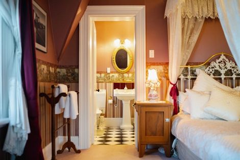 Photo of property in Lisburn House, 15 Lisburn Avenue, Caversham, Dunedin, 9012