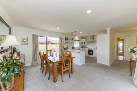 Photo of property in 5 Windsor Street, Terrace End, Palmerston North, 4410