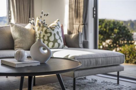 Photo of property in 12 Fendalton Place, Hatfields Beach, Orewa, 0931