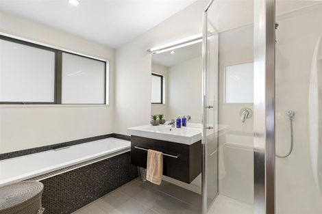 Photo of property in 47 Sylvan Street, Lake Hayes, Queenstown, 9304