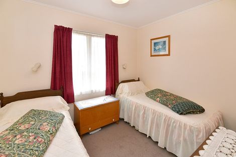 Photo of property in 12 Nelson Street, Helensville, 0800