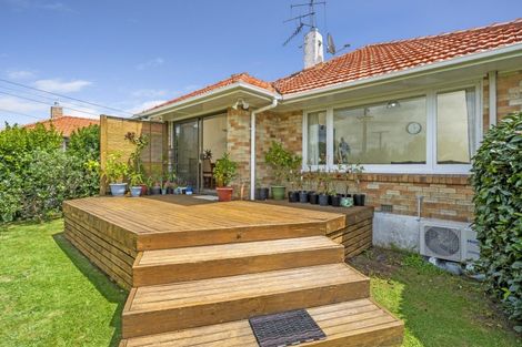 Photo of property in 5 Simmonds Grove, Greerton, Tauranga, 3112