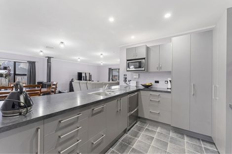 Photo of property in 53 Seyton Street, Stratford, 4332