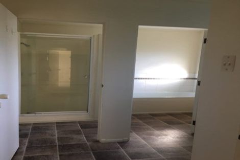 Photo of property in 96 Mountbatten Avenue, Hillcrest, Auckland, 0627