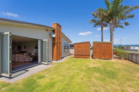 Photo of property in 140 Ngaio Drive, Matarangi, Whitianga, 3592