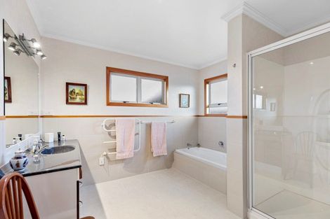 Photo of property in 34 Sovereign Drive, Papamoa Beach, Papamoa, 3118