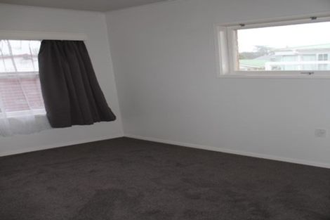 Photo of property in 12 Somme Crescent, Hillcrest, Hamilton, 3216