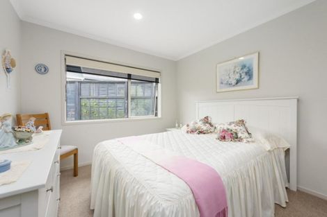 Photo of property in 6 Bridgewater Way, Pyes Pa, Tauranga, 3112