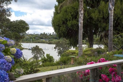 Photo of property in 137a Skudders Beach Road, Kerikeri, 0294