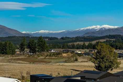 Photo of property in 33 Tomtit Crescent, Lake Hawea, 9382