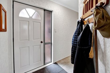 Photo of property in 2/219 Mangorei Road, Merrilands, New Plymouth, 4312