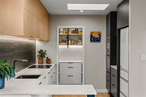 Photo of property in 67 Oceanview Road, Mount Maunganui, 3116