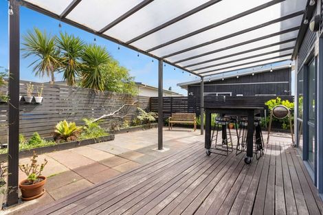 Photo of property in 125 Ngaio Drive, Matarangi, Whitianga, 3592