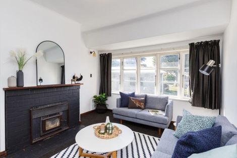 Photo of property in 10 Mansford Place, West End, Palmerston North, 4412