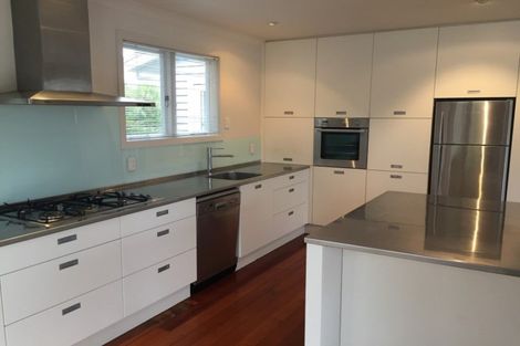 Photo of property in 48 Doralto Road, Frankleigh Park, New Plymouth, 4310