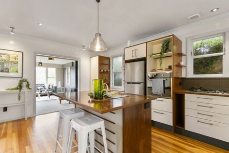 Photo of property in 121 Wainuiomata Road, Wainuiomata, Lower Hutt, 5014