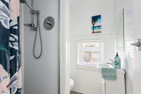 Photo of property in 38 Andrew Street, Elgin, Gisborne, 4010