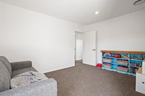 Photo of property in 18 Plough Street, Jacks Point, 9371