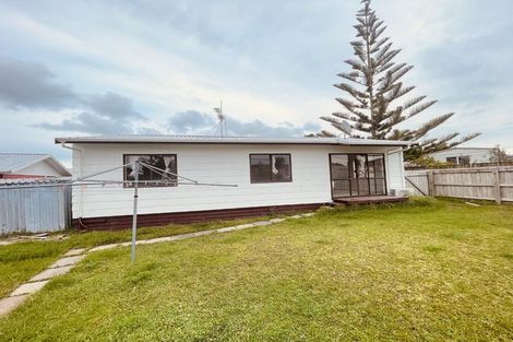 Photo of property in 1/44 Shifnal Drive, Randwick Park, Auckland, 2105