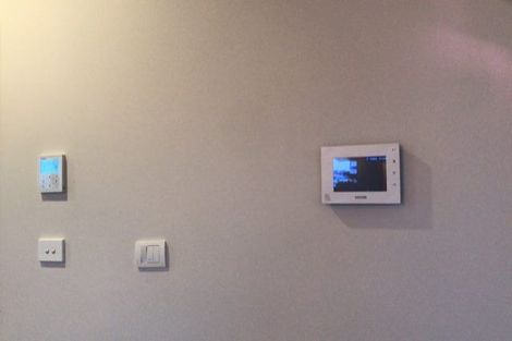 Photo of property in 70 Headland Drive, Long Bay, Auckland, 0630