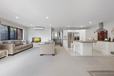 Photo of property in 28 The Close, Greenhithe, Auckland, 0632