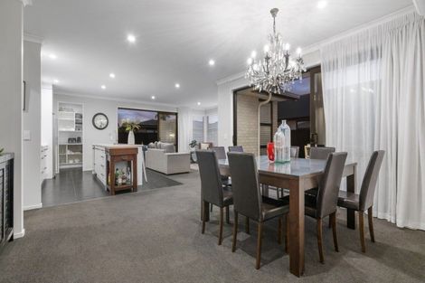 Photo of property in 8 Sarcodia Place, Papamoa Beach, Papamoa, 3118