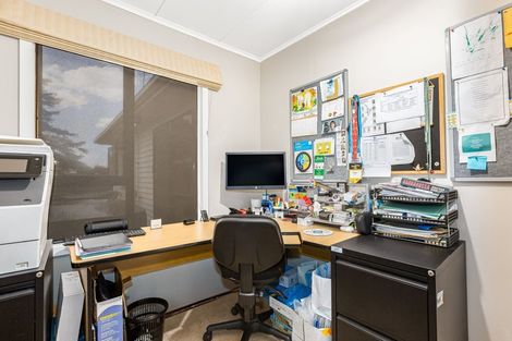 Photo of property in 25 Russell Road, Wainuiomata, Lower Hutt, 5014