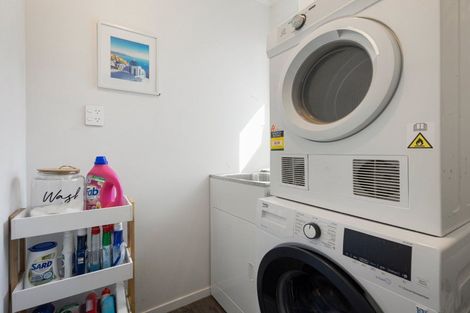 Photo of property in 205 Newcastle Road, Grandview Heights, Hamilton, 3200