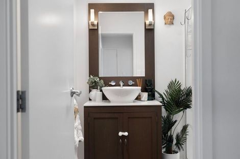 Photo of property in 7 Alice Lane, Papamoa Beach, Papamoa, 3118