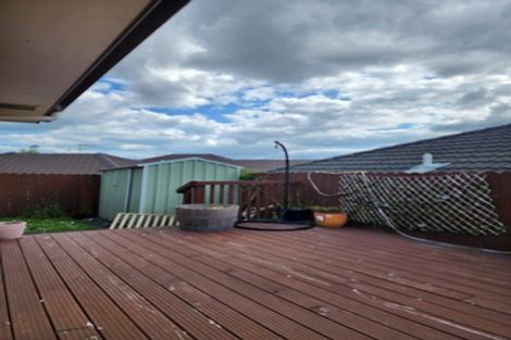 Photo of property in 13 Carrick Glen Avenue, Flat Bush, Auckland, 2019