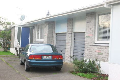Photo of property in 2/17 Porutu Street, Fairfield, Lower Hutt, 5011