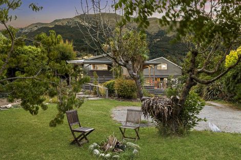 Photo of property in 7 Parry Crescent, Lake Hawea, Wanaka, 9382