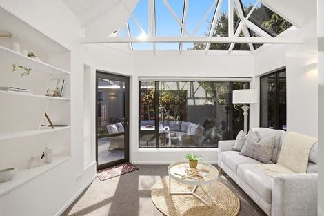 Photo of property in 3/206 Springfield Road, St Albans, Christchurch, 8014