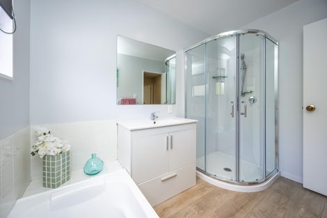 Photo of property in 271 Grandview Road, Western Heights, Hamilton, 3200