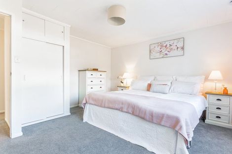 Photo of property in 24 Salem Place, Torbay, Auckland, 0630