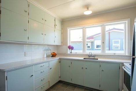 Photo of property in 91 Clarence Cox Crescent, Pirimai, Napier, 4112