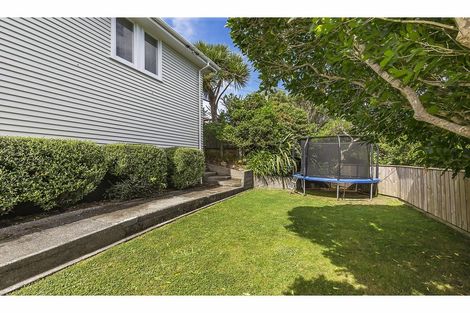 Photo of property in 69 Salford Street, Newlands, Wellington, 6037