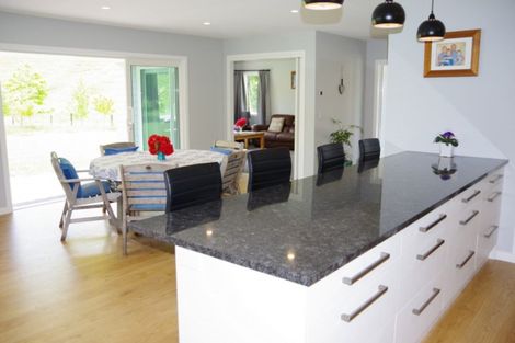 Photo of property in 30 Hurunui Lane, Kinloch, Taupo, 3377