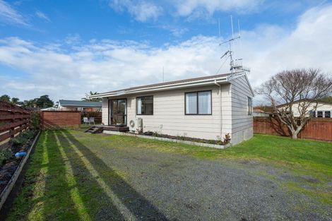 Photo of property in 4d Kimber Grove, Papamoa Beach, Papamoa, 3118