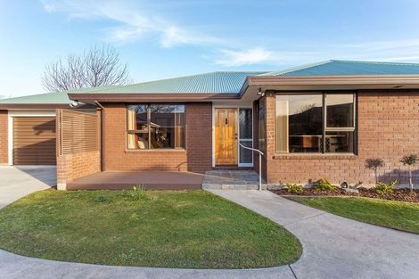 Photo of property in 1/8 Tuscany Place, Beckenham, Christchurch, 8023