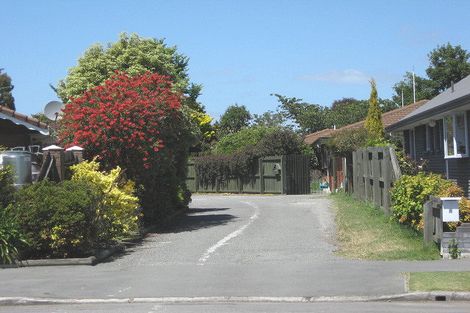Photo of property in 1/6 Florance Place, Parklands, Christchurch, 8083