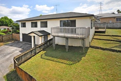 Photo of property in 9 Breenagh Place, Massey, Auckland, 0614