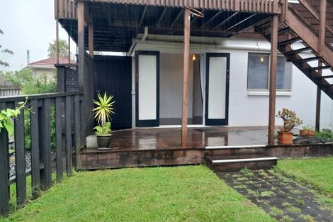 Photo of property in 485 West Coast Road, Glen Eden, Auckland, 0602