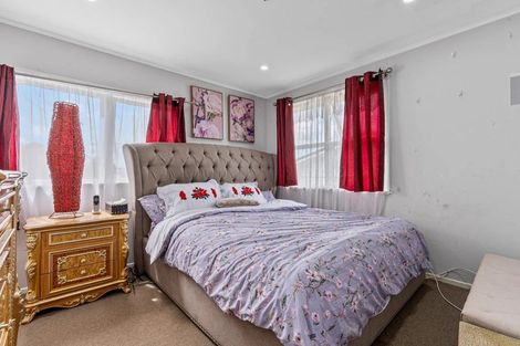 Photo of property in 69 Ferguson Street, Manurewa East, Auckland, 2102