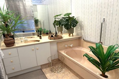 Photo of property in 21a Benalder Crescent, Tokoroa, 3420