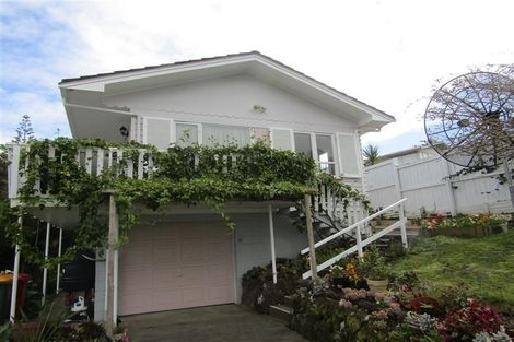 Photo of property in 27 Marina Road, Torbay, Auckland, 0630