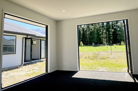 Photo of property in 2 Balfour Way, Hanmer Springs, 7334