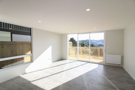 Photo of property in 9/6 Bushland Grove, Paparangi, Wellington, 6037